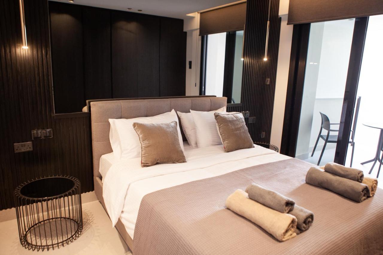 Raam Luxury Suites Ларнака Экстерьер фото